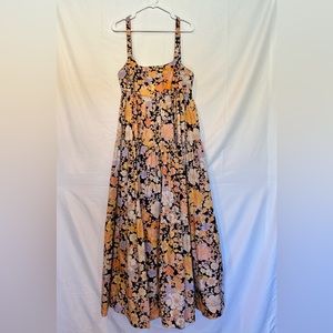 Free People floral dress. Scrunch tank top. Size Medium
